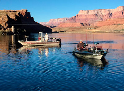 File:Fly Fisher On The Colorado River At Lee's Ferry, AZ.jpg - Wikipedia